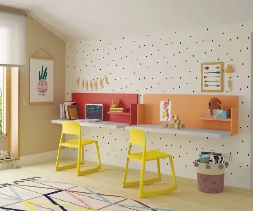 Escritorio infantil doble con estantes - Colores coral y melocotón